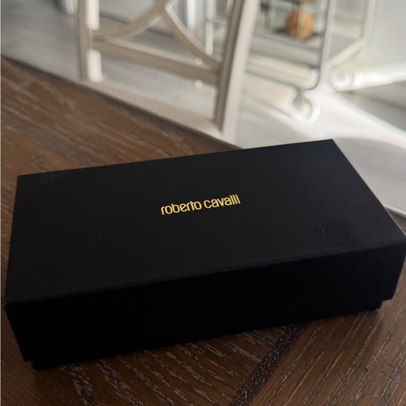 Roberto Cavalli Oversized Square Sunglasses in Gold with Gradient Gray Lenses main image 7